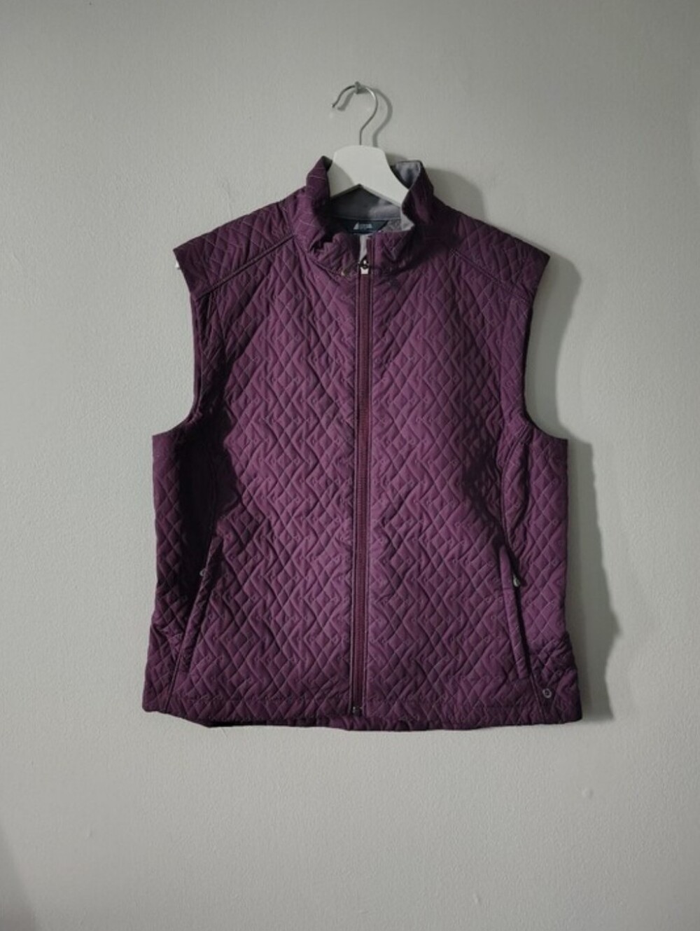 MEC Dark Purple Primaloft Semi Quilted Zip-up Vest